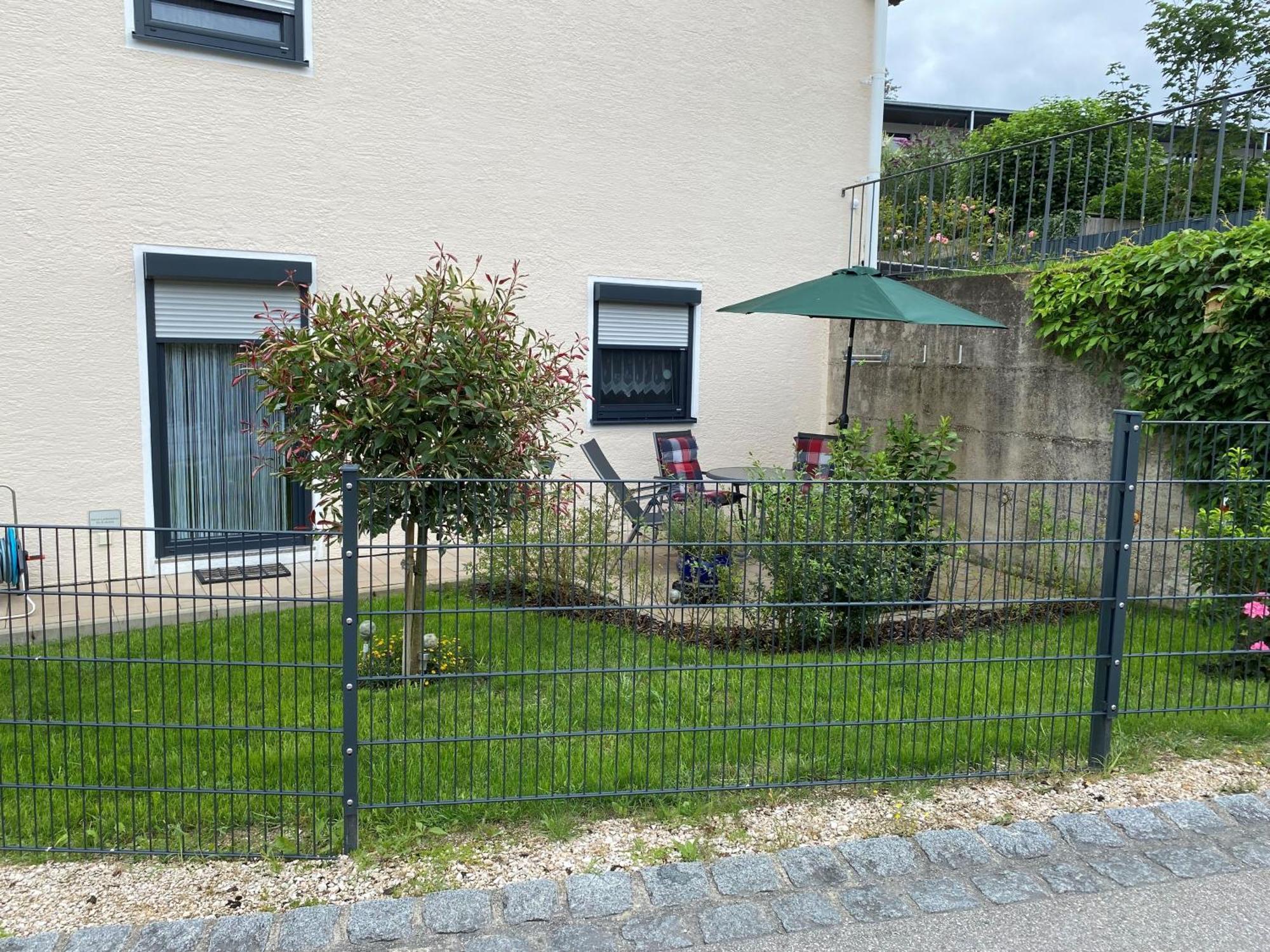 Ferienwohnung Mit Salzachblick Laufen Exterior photo